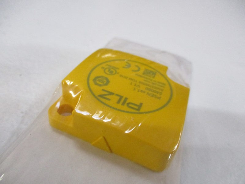 PILZ PSEN-CS1.1* NEW IN ORIGINAL PACKAGE *