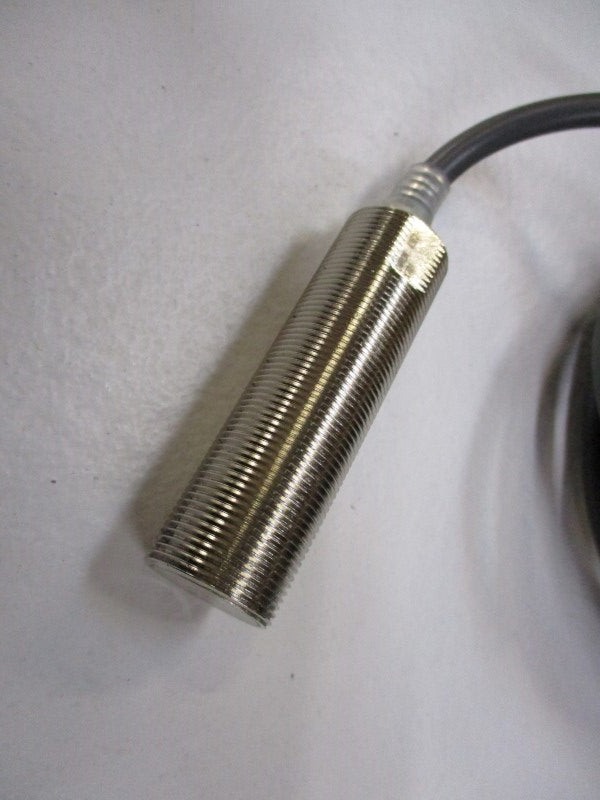 OMRON E2E2-X7D1 NSNP