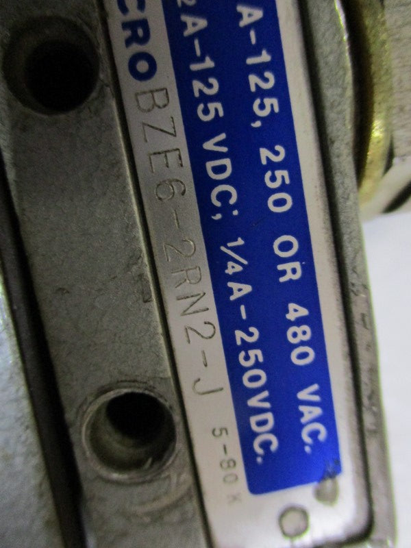 MICRO SWITCH BZE6-2RN2-J (GREY) UNMP