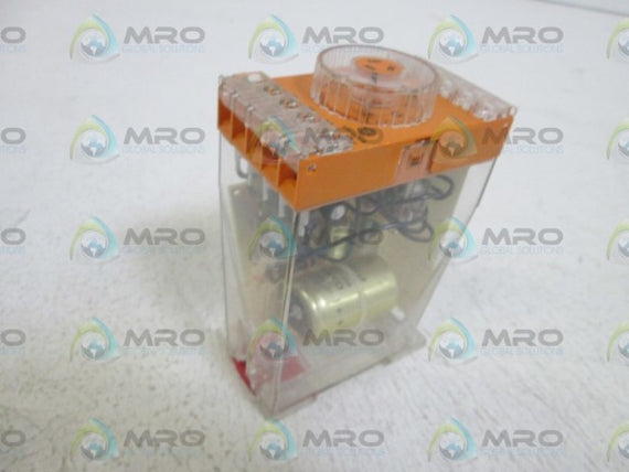 SCHLEICHER RELAY SZC 120 *NEW NO BOX*