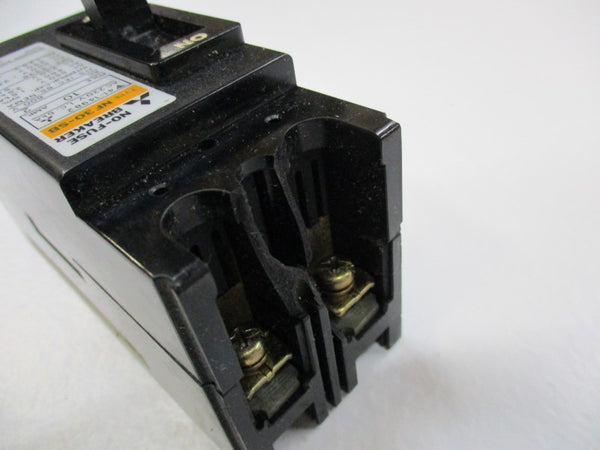 MITSUBISHI NF30-SB CIRCUIT BREAKER 10A 220VAC (AS PICTURED) UNMP