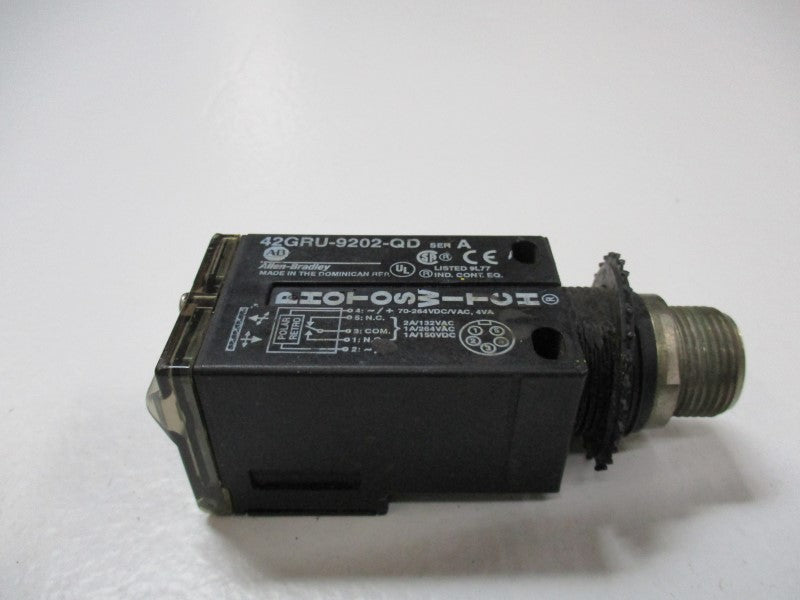 ALLEN BRADLEY 42GRU-9202-QD PHOTOELECTRIC SENSOR SER. A UNMP