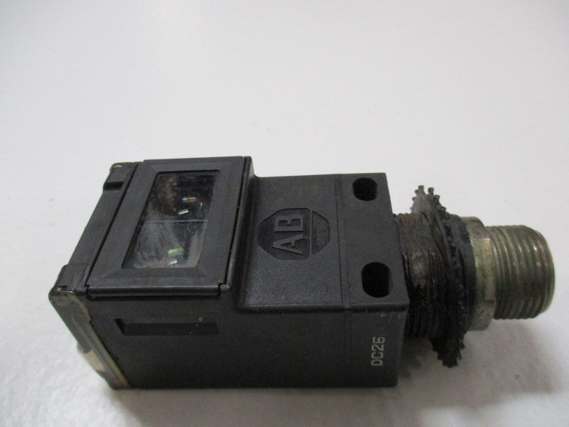 ALLEN BRADLEY 42GRU-9202-QD PHOTOELECTRIC SENSOR SER. A UNMP
