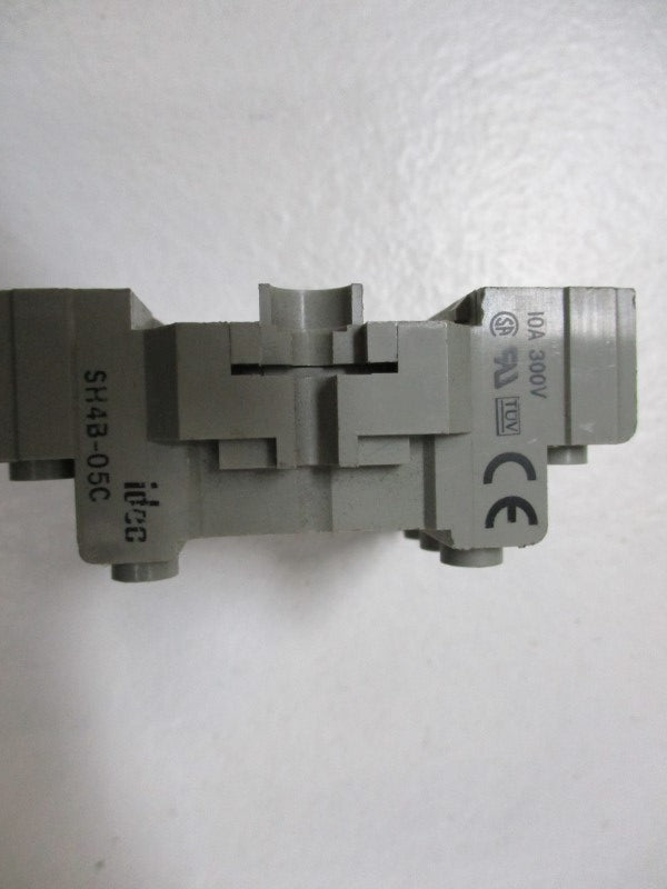 IDEC SH4B-05C UNMP
