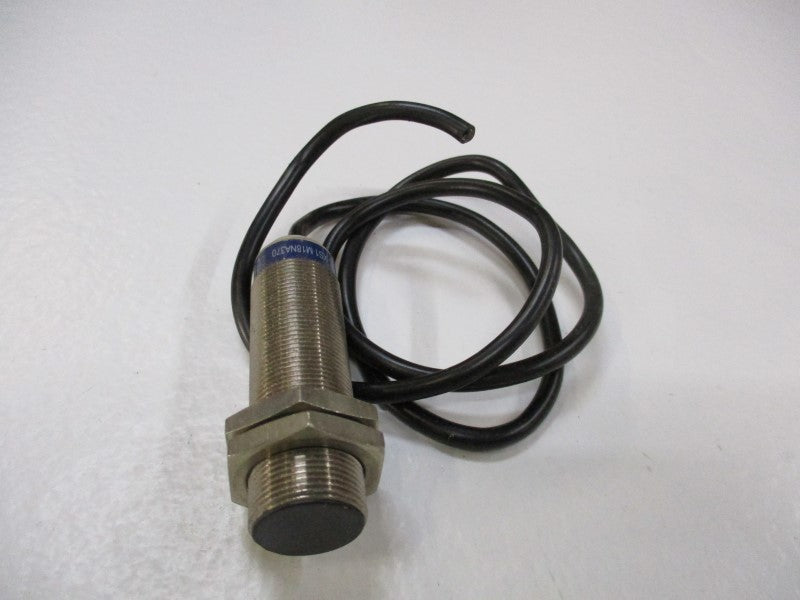 TELEMECANIQUE XS1M18NA370 12-48VDC UNMP