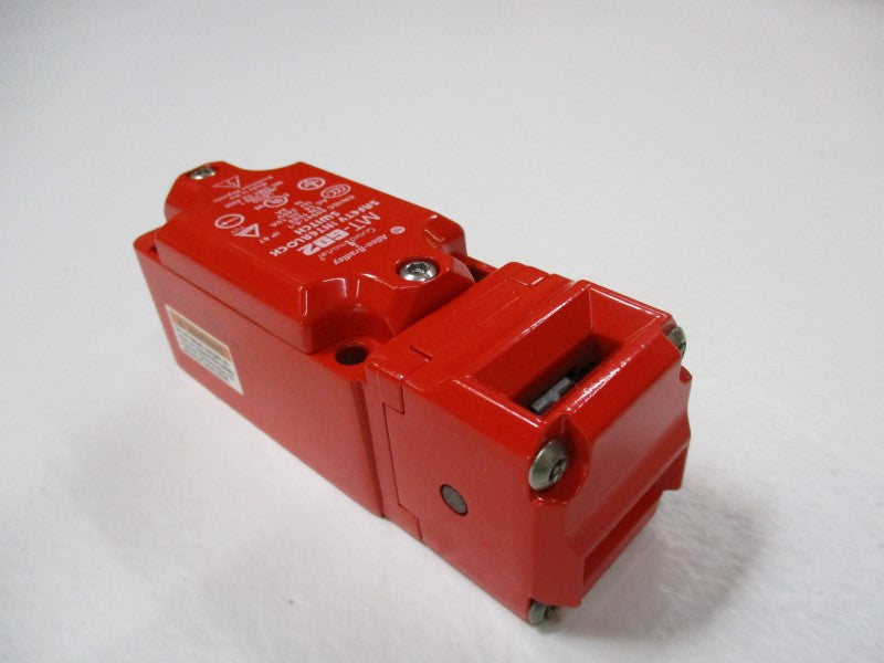 ALLEN BRADLEY 440K-MT55087 SAFETY SWITCH SER. C (WH) NSMP