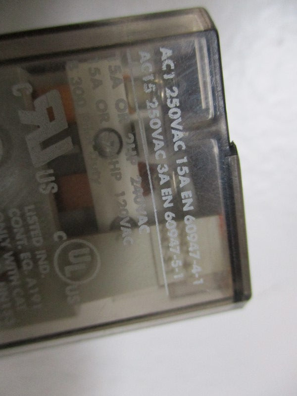 INDUSTRIAL SPARE PART 700-HB33A1-4 SER. D 120VAC 15A UNMP