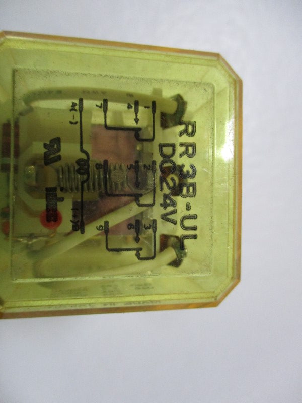 IDEC RR3B-UL RELAY 24VDC 10A UNMP