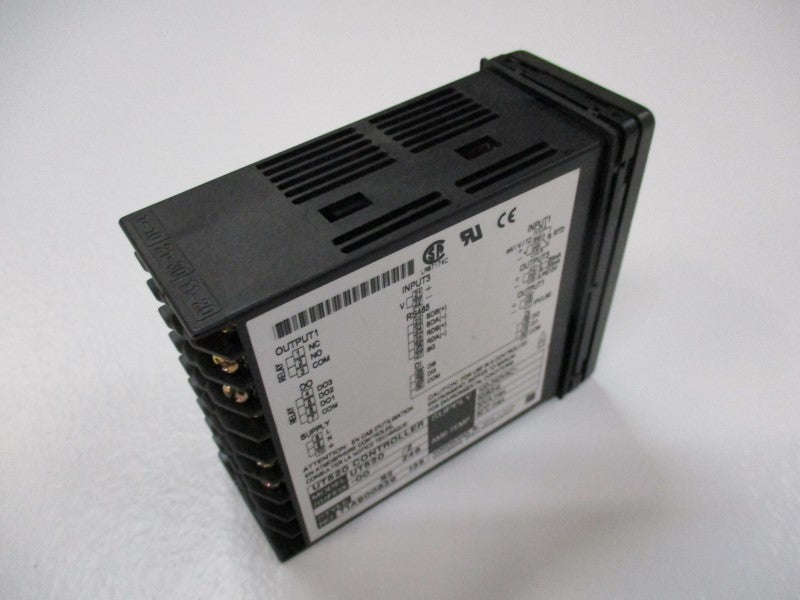 YOKOGAWA UT520-00/Z UNMP