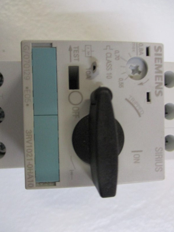 SIEMENS 3RV1021-0HA10 CIRCUIT BREAKER 0,55-0,8A NSMP