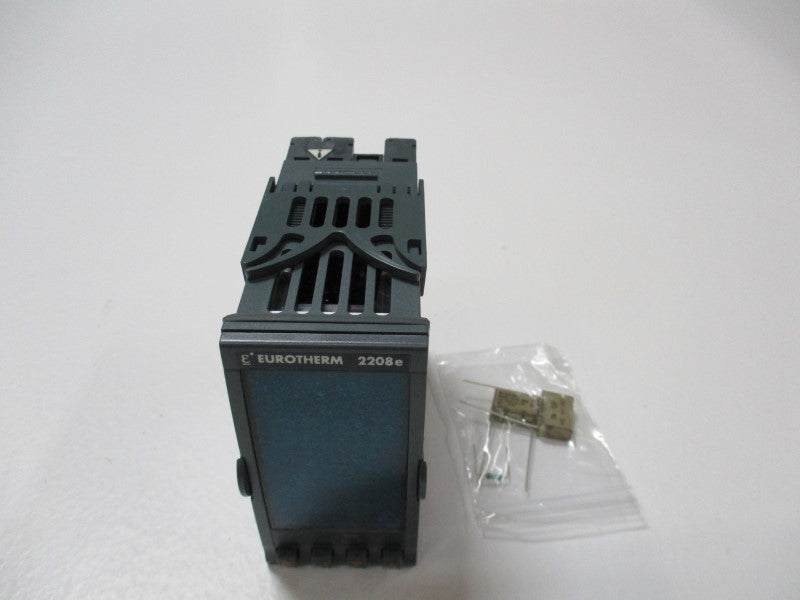 EUROTHERM 2208E/CC/VH/RH/XX/RF/RF/2XX/ENG/XXXXX//XXXXX NSNP