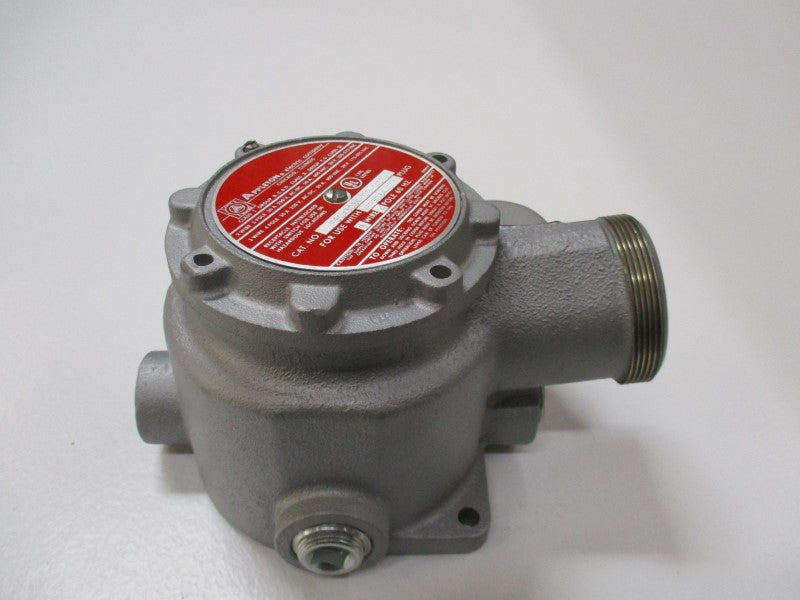 APPLETON FSQX3034-100 (AS PICTURED) UNMP