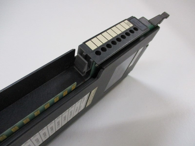ALLEN BRADLEY 1771-OGV (+5V) UNMP
