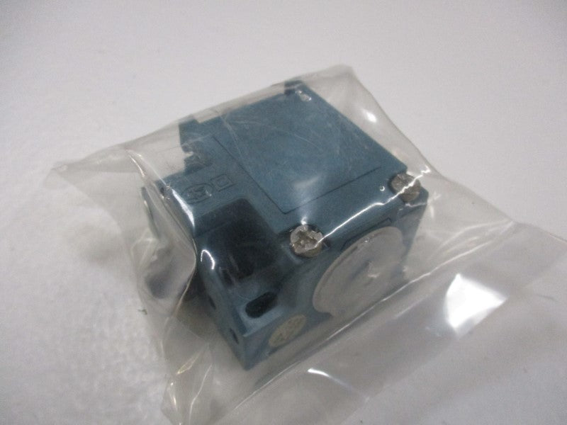 KLOCKNER MOELLER AT11A-1-I (300V) NSNP