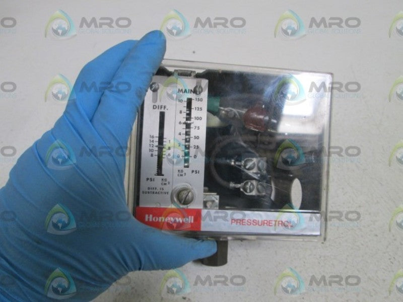 HONEYWELL PRESSURETROL L404B1346 *USED*