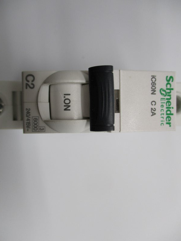 SCHNEIDER A9F44102 2A 240V NSNP
