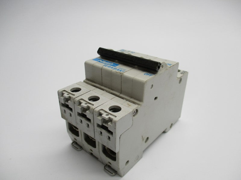 NHP N13753 32A 415V UNMP