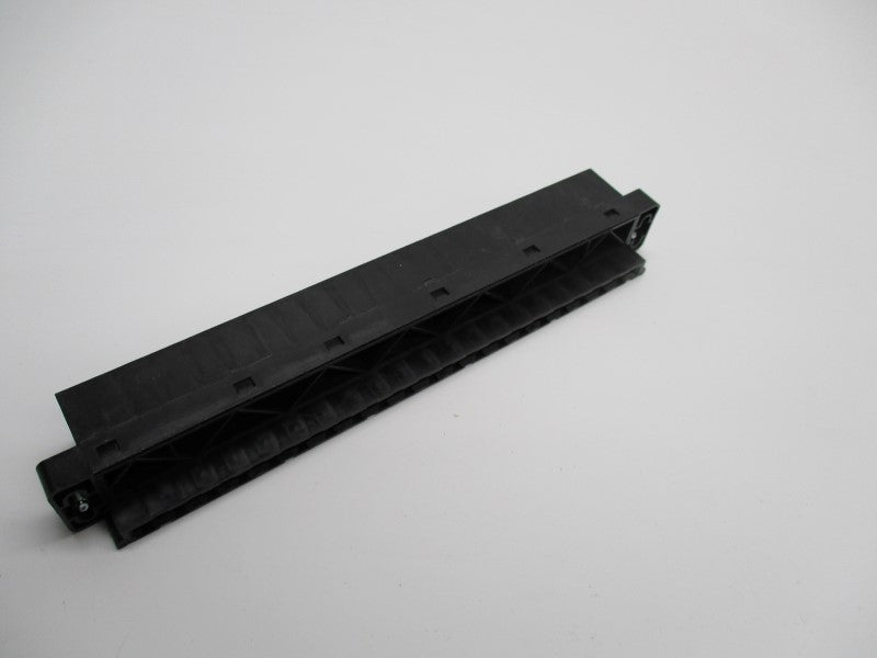 AUGAT 739-0018 NSNP