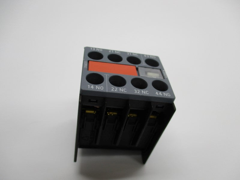 SIEMENS 3RT2016-1BB44-3MA0 24VDC (AS PICTURED) UNMP