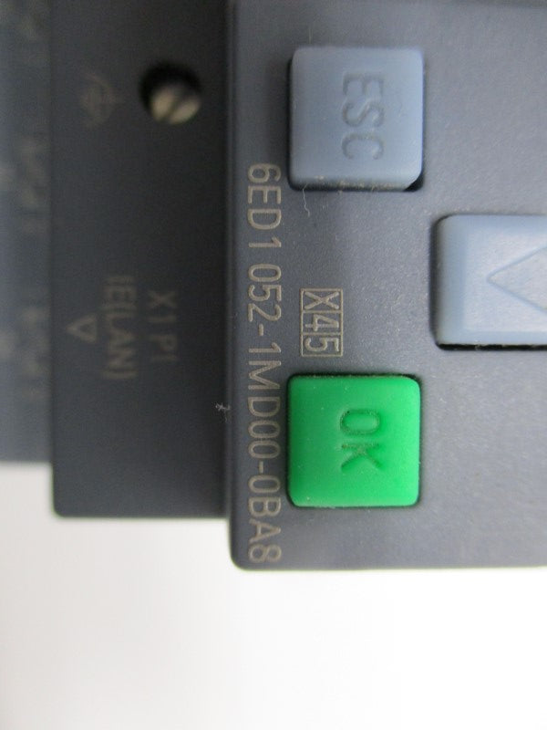 SIEMENS 6ED1052-1MD00-0BA8 (AS PICTURED) UNMP