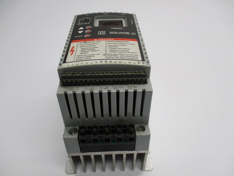 SQUARE D VSD07U18N40 UNMP