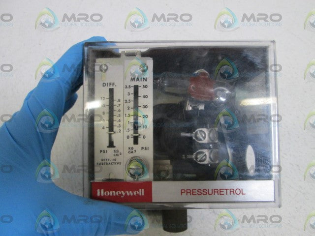 HONEYWELL PRESSURE SWITCH L404A 1370 *NEW NO BOX*