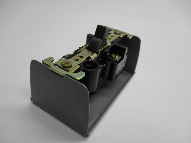 ALLEN BRADLEY 600-TAX5 SER. B NSNP