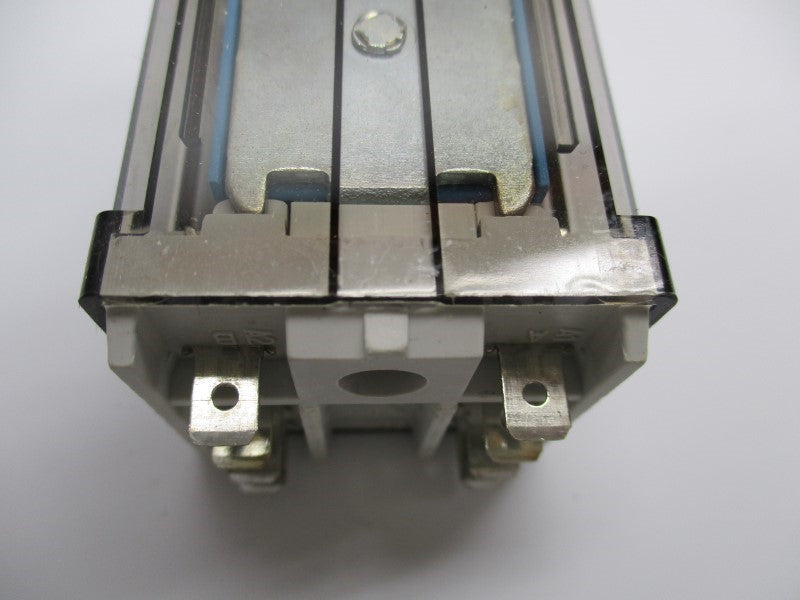 ALLEN BRADLEY 700-HB32Z12 SER. D NSMP
