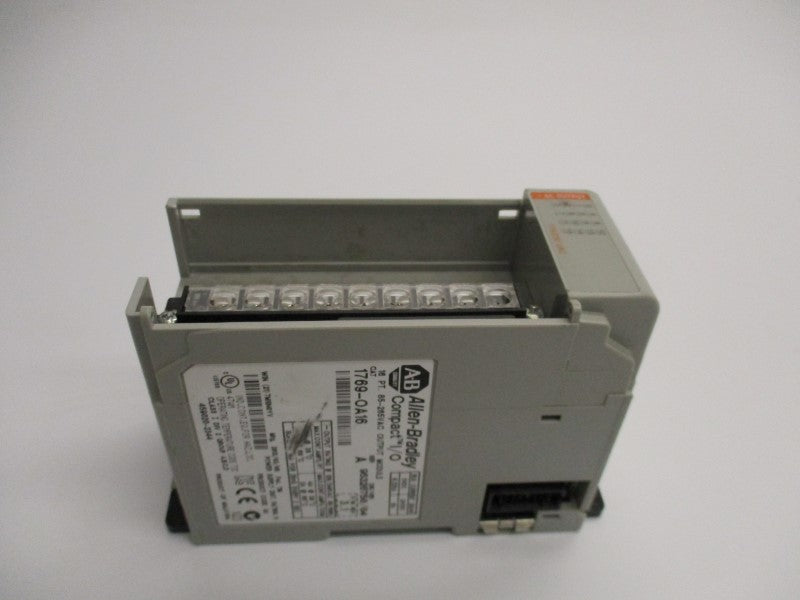 ALLEN BRADLEY 1769-OA16 SER. A F/W 3.1 (AS PICTURED) UNMP