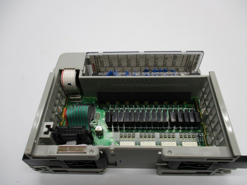 ALLEN BRADLEY 1769-OB16 SER. B F/W 3.1 UNMP