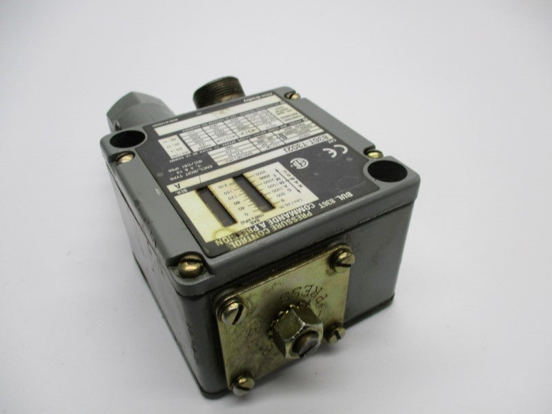 ALLEN BRADLEY 836T-T302J SER. A UNMP