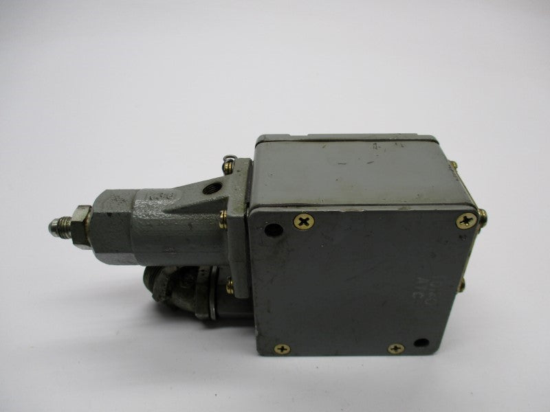 ALLEN BRADLEY 836T-T302J SER. A UNMP