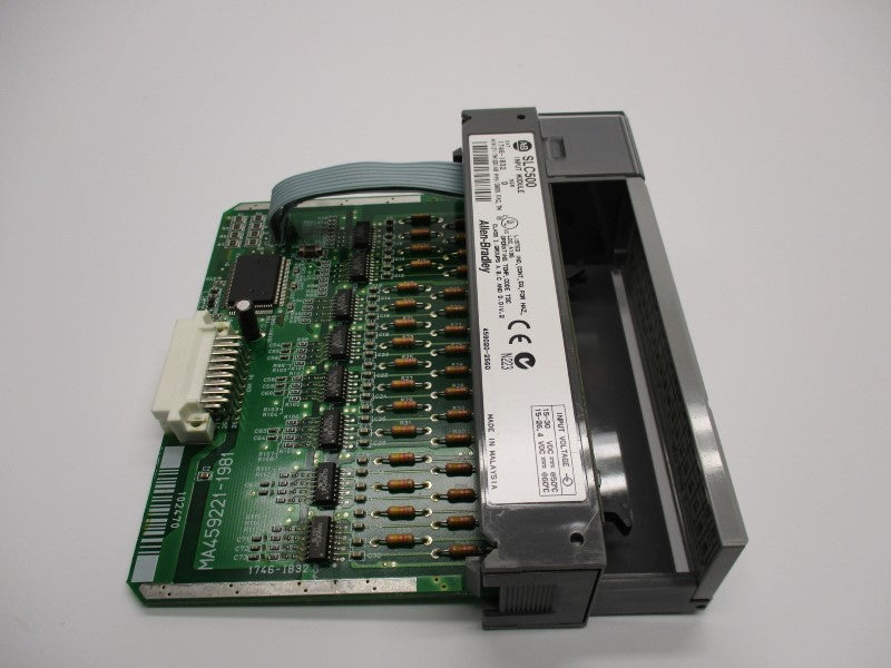 ALLEN BRADLEY 1746-IB32 SER. D (REPAIRED) UNMP
