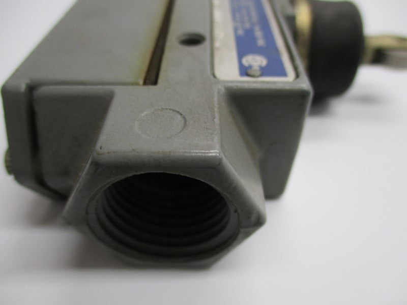 MICRO SWITCH BZE6-2RN80 (GREY) UNMP