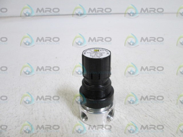 MASTER PNEUMATIC 1/4" REGULATOR R55M-2L *NEW NO BOX*