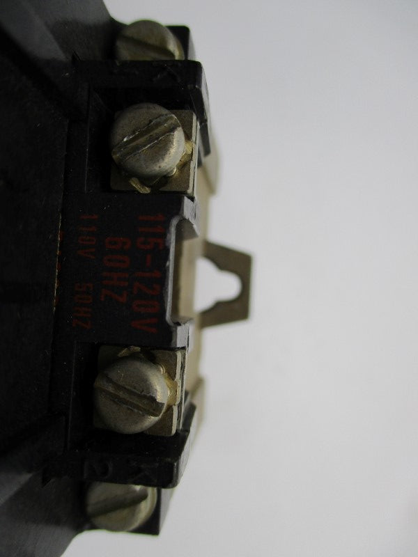 INDUSTRIAL SPARE PART 700-PT400A1 SER. A 110/115-120V UNMP