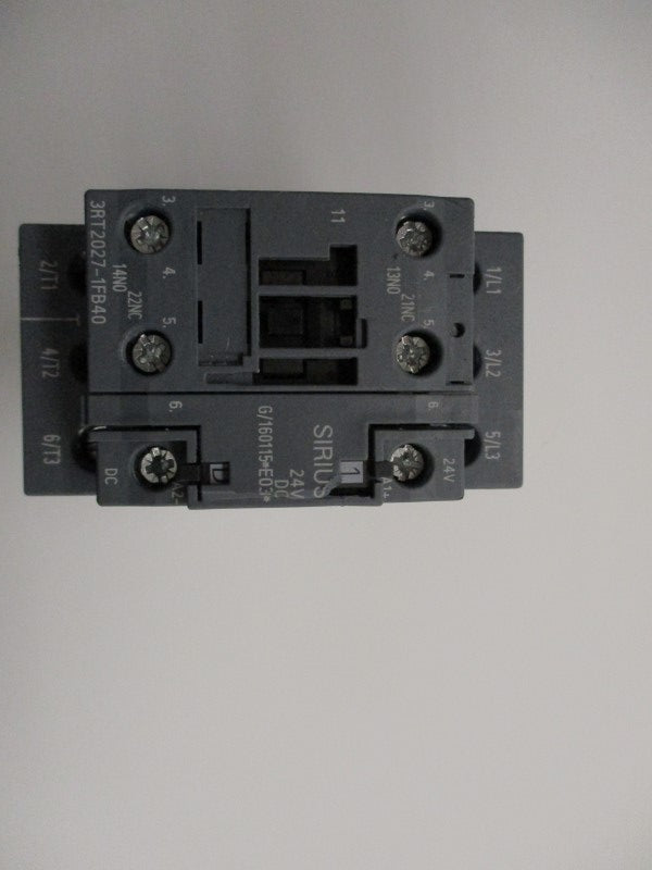 SIEMENS 3RT2027-1FB40 24VDC (AS PICTURED) NSNP