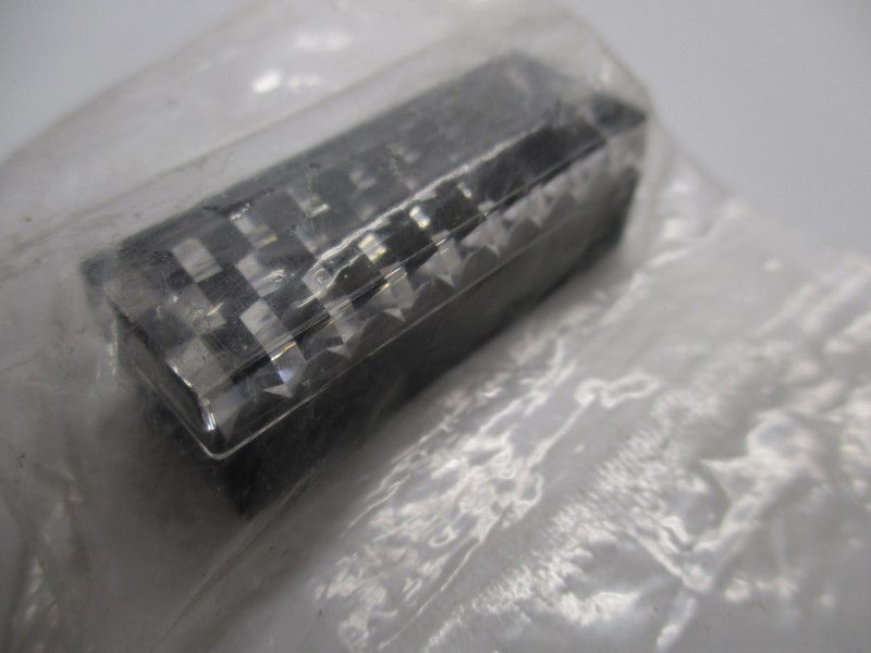 KEYENCE R-5 NSNP