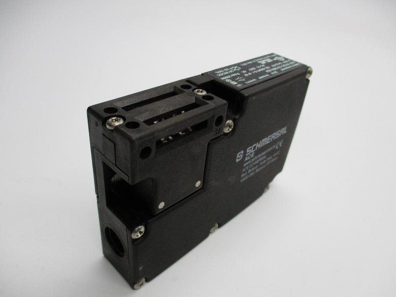 SCHMERSAL AZM161SK-12/12RK-024 (AS PICTURED) NSMP
