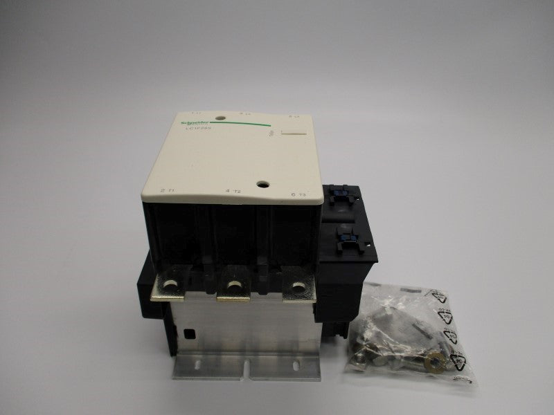 SCHNEIDER LC1F265M7 220/230V NSMP
