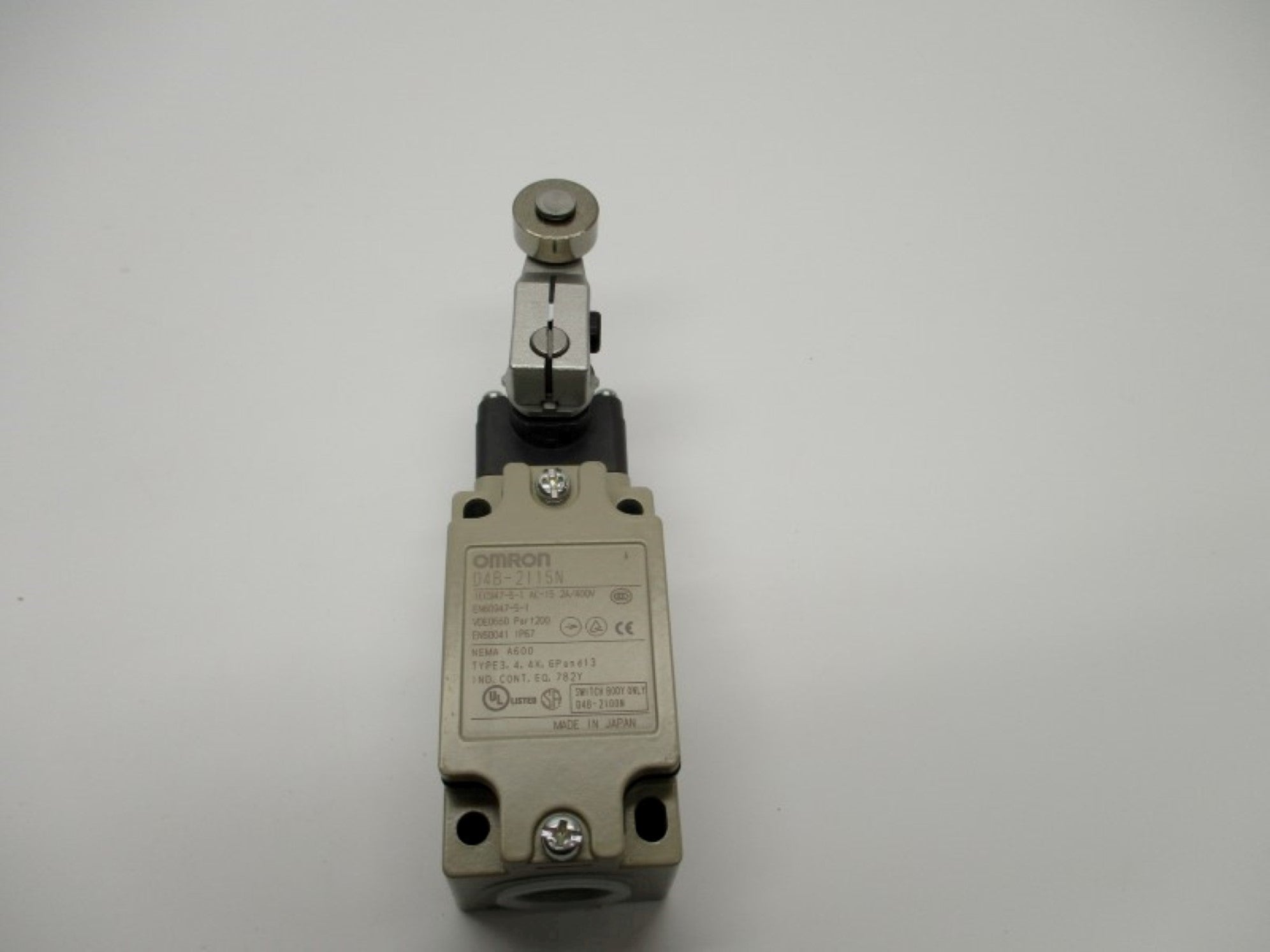 OMRON D4B-2115N NSMP