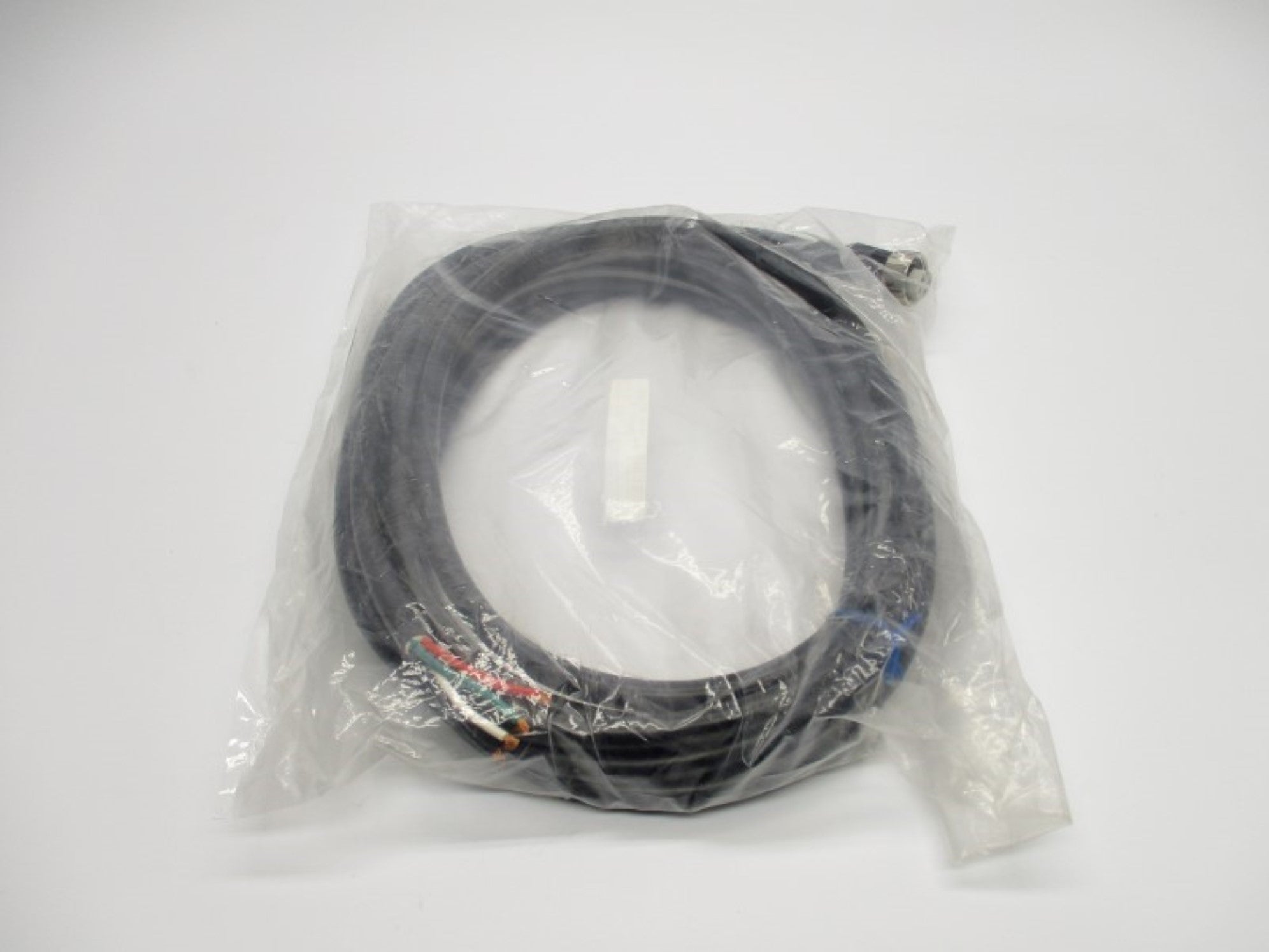 OMRON XS4F-D421-105-A NSMP