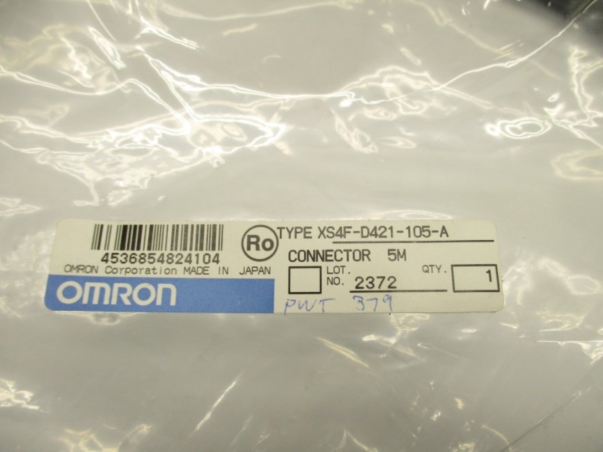 OMRON XS4F-D421-105-A NSMP