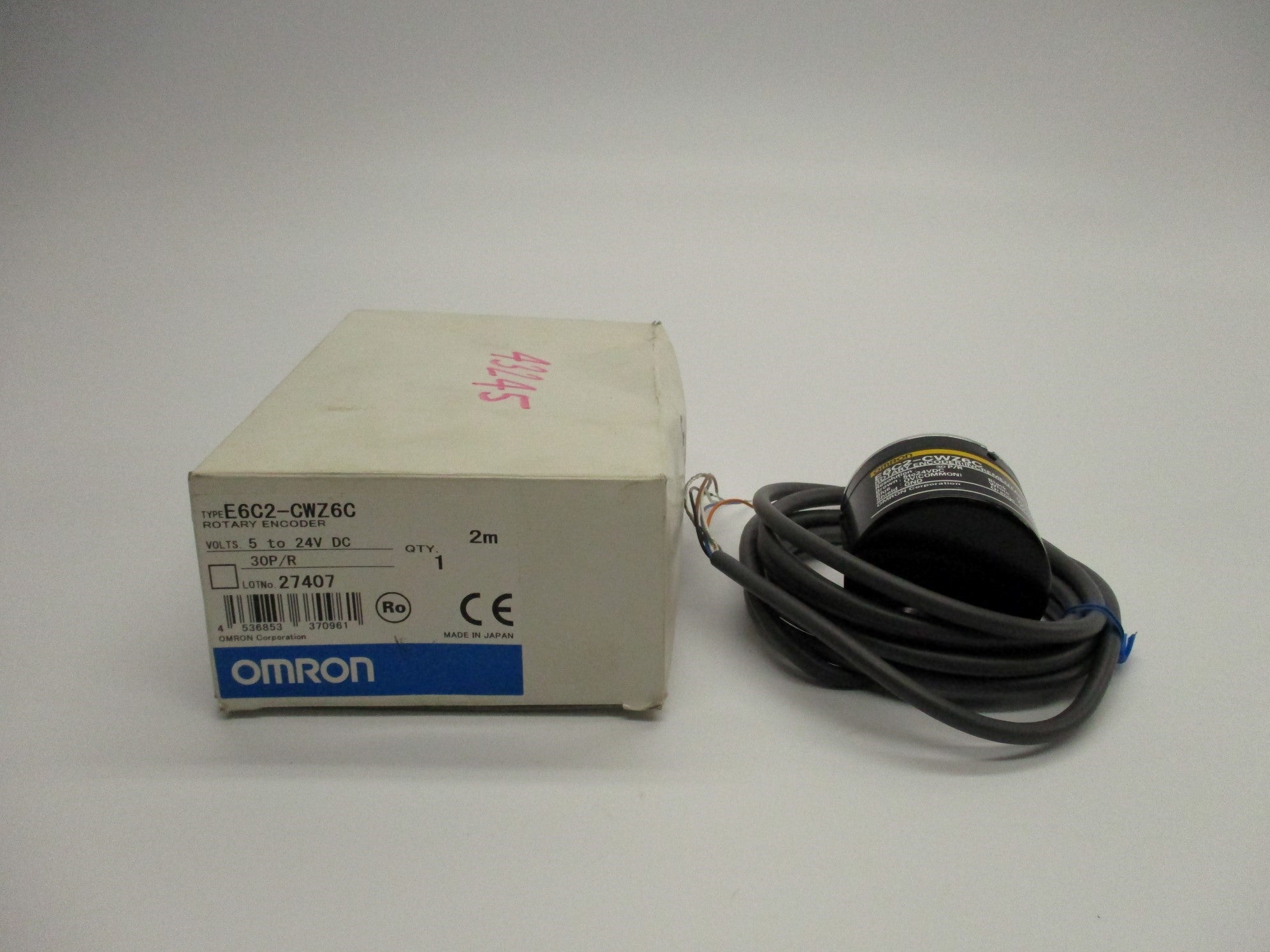 OMRON E6C2-CWZ6C 5-24VDC 30P/R 2M NSMP