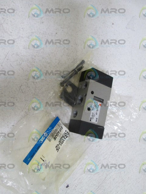 SMC VALVE BASE EVFA3230-02F *NEW NO BOX*