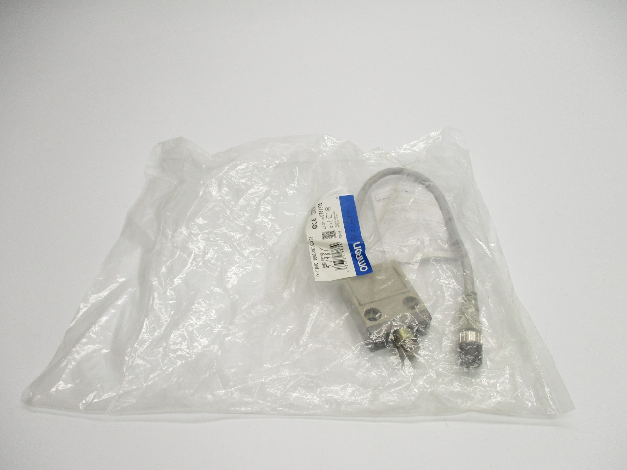 OMRON D4C-3002-DK1EJ03 NSMP