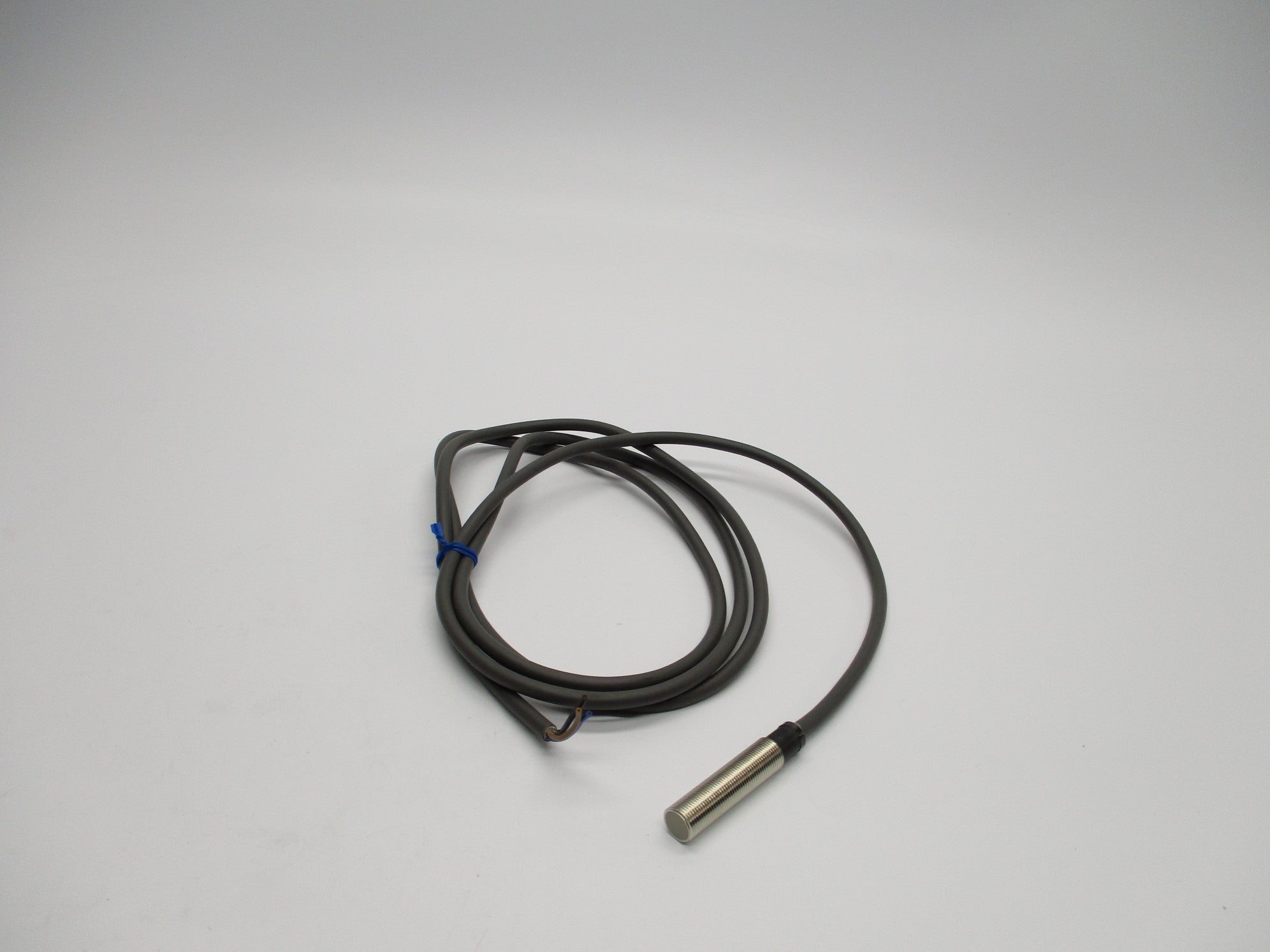 OMRON E2V-X2C1 NSNP