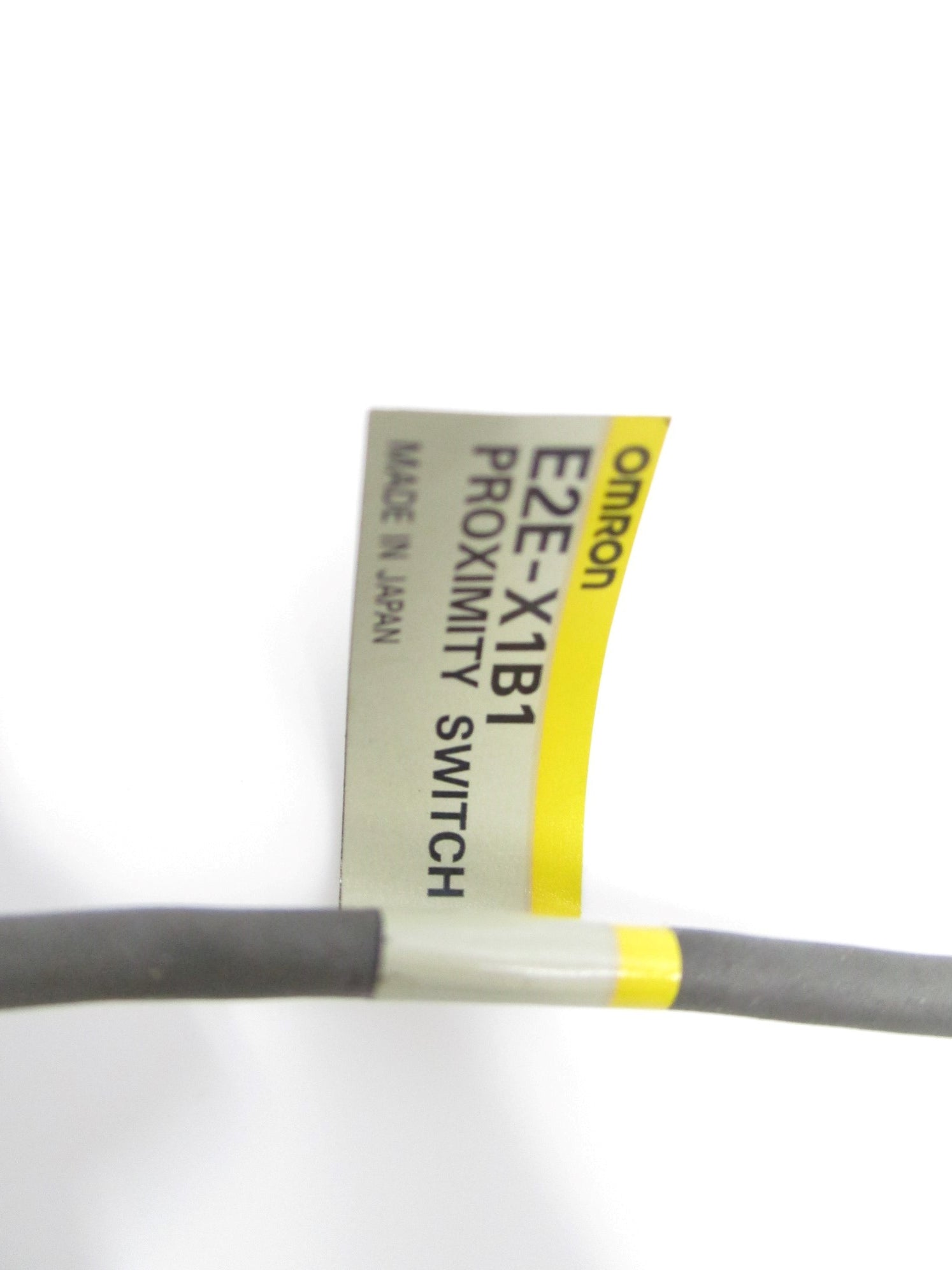 OMRON E2E-X1B1 12-24VDC UNMP