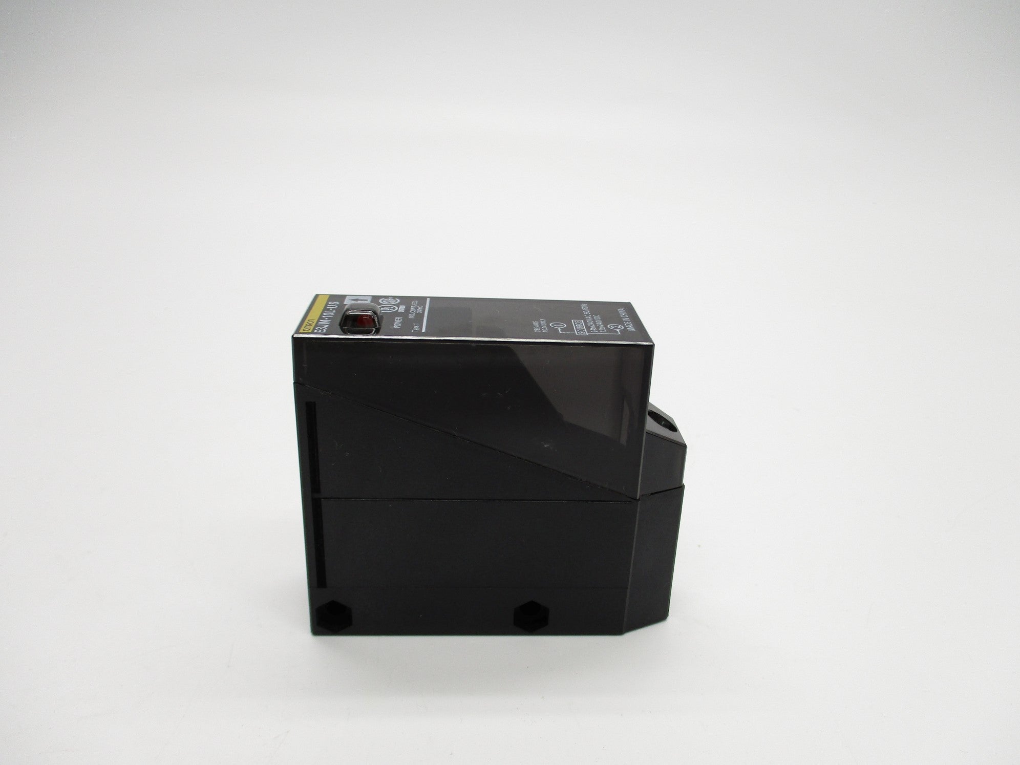 OMRON E3JM-10M4-US NSMP
