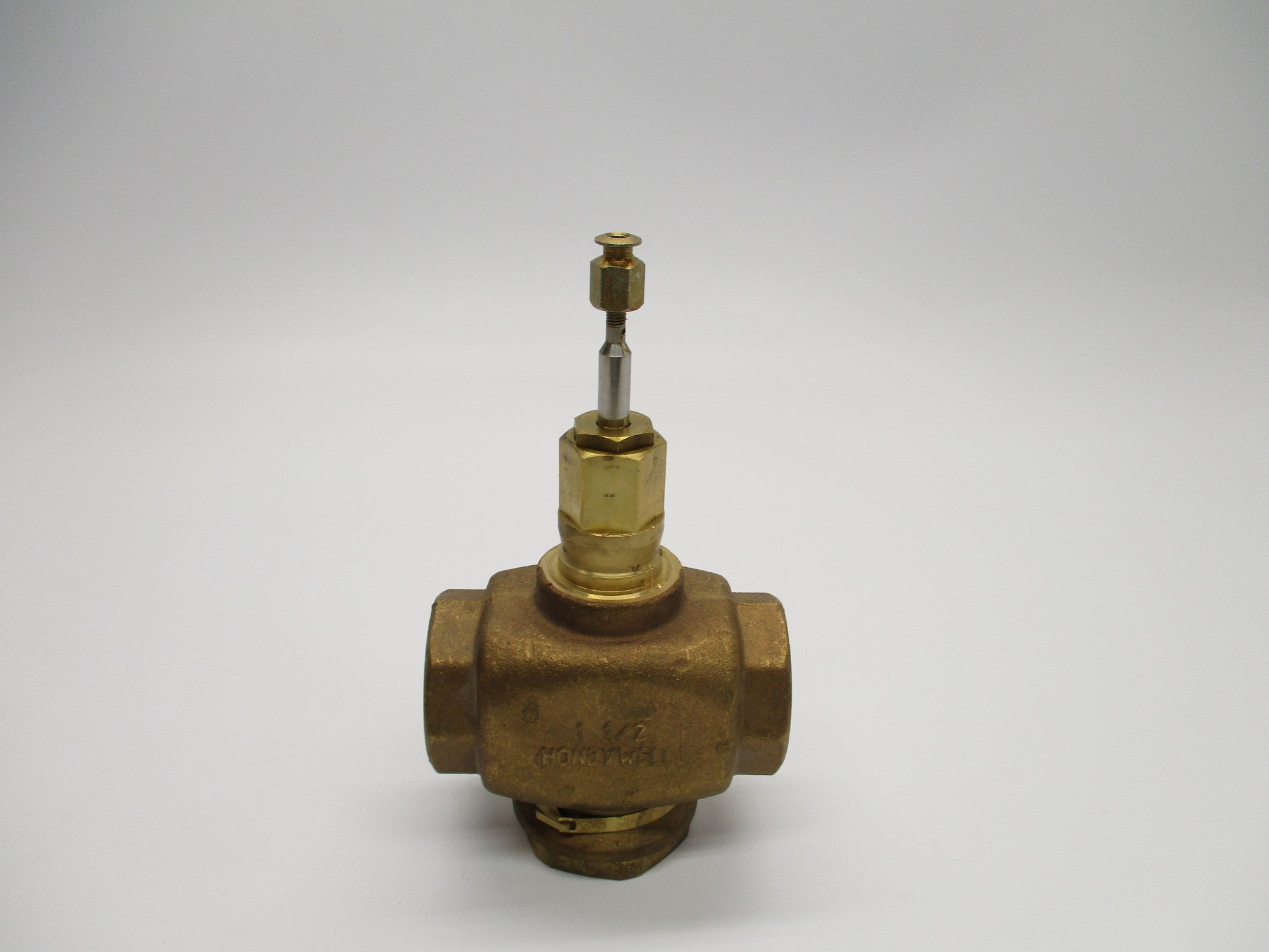 HONEYWELL V5011N1081 1-1/2" NSMP